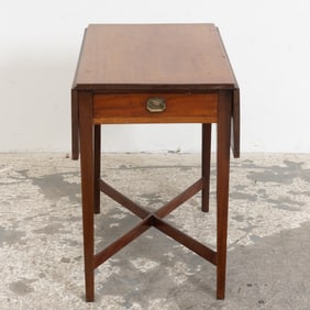 Federal Style Mahogany Pembroke Table