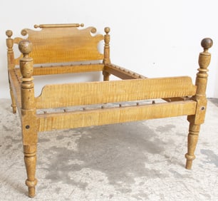 Faux Tiger Maple Grain Painted Classical Bedstead