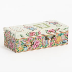 Chinese Porcelain Brush Box