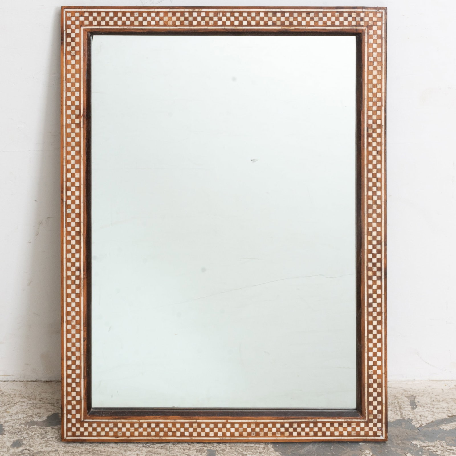 Mahogany Checkered Bone Inlaid Framed Mirror: . (40" h x 30" w) scratches and dings