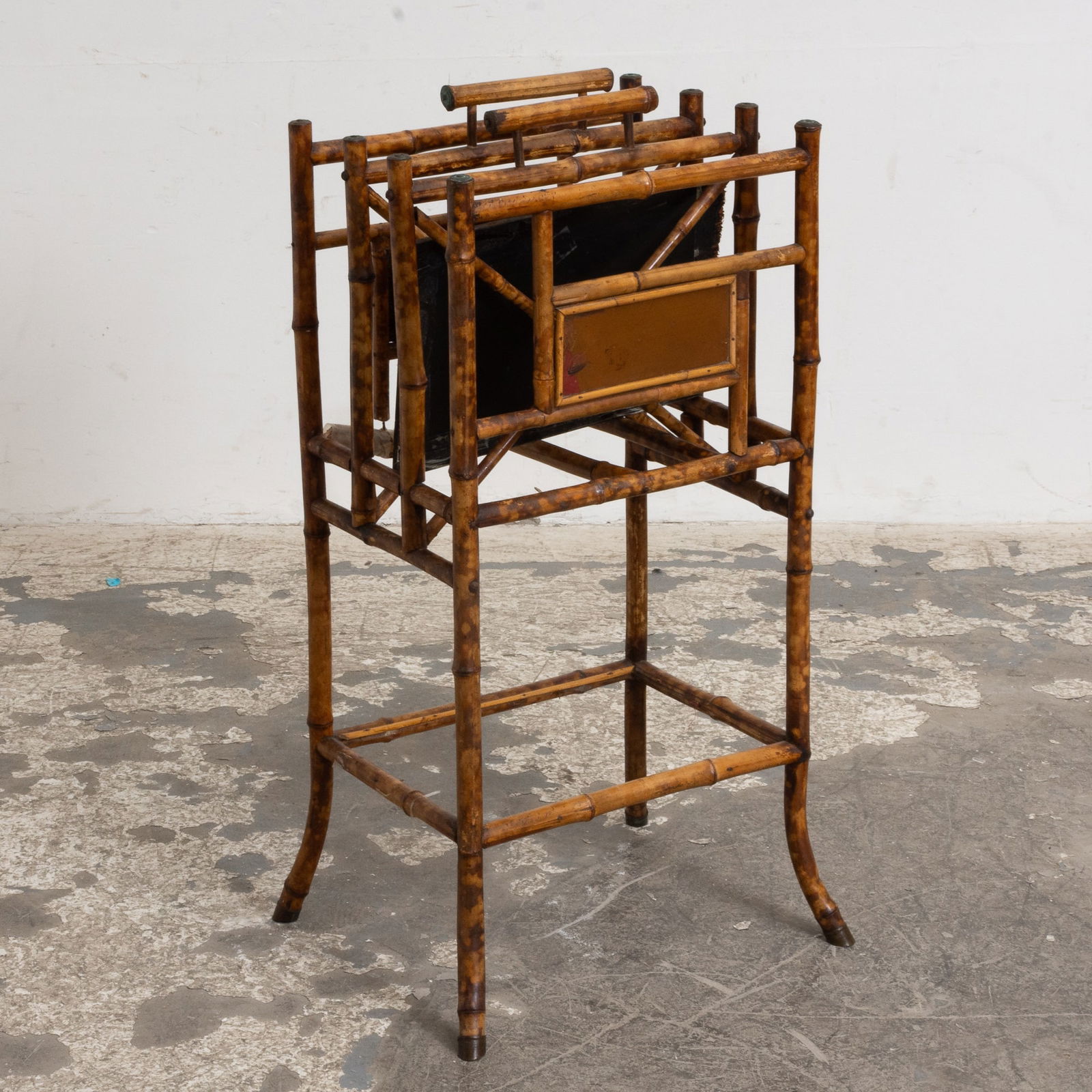 Bamboo Magazine Rack (1 of 6)