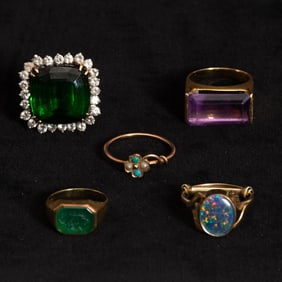 Group of Gold, Low-Karat Gold and Gem-Set Rings
