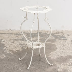 White Painted Meal Garden Plant Stand