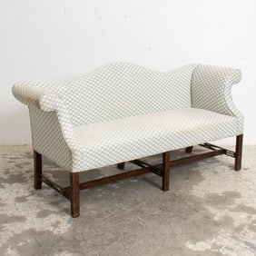 Lattice Pattern Camelback Settee