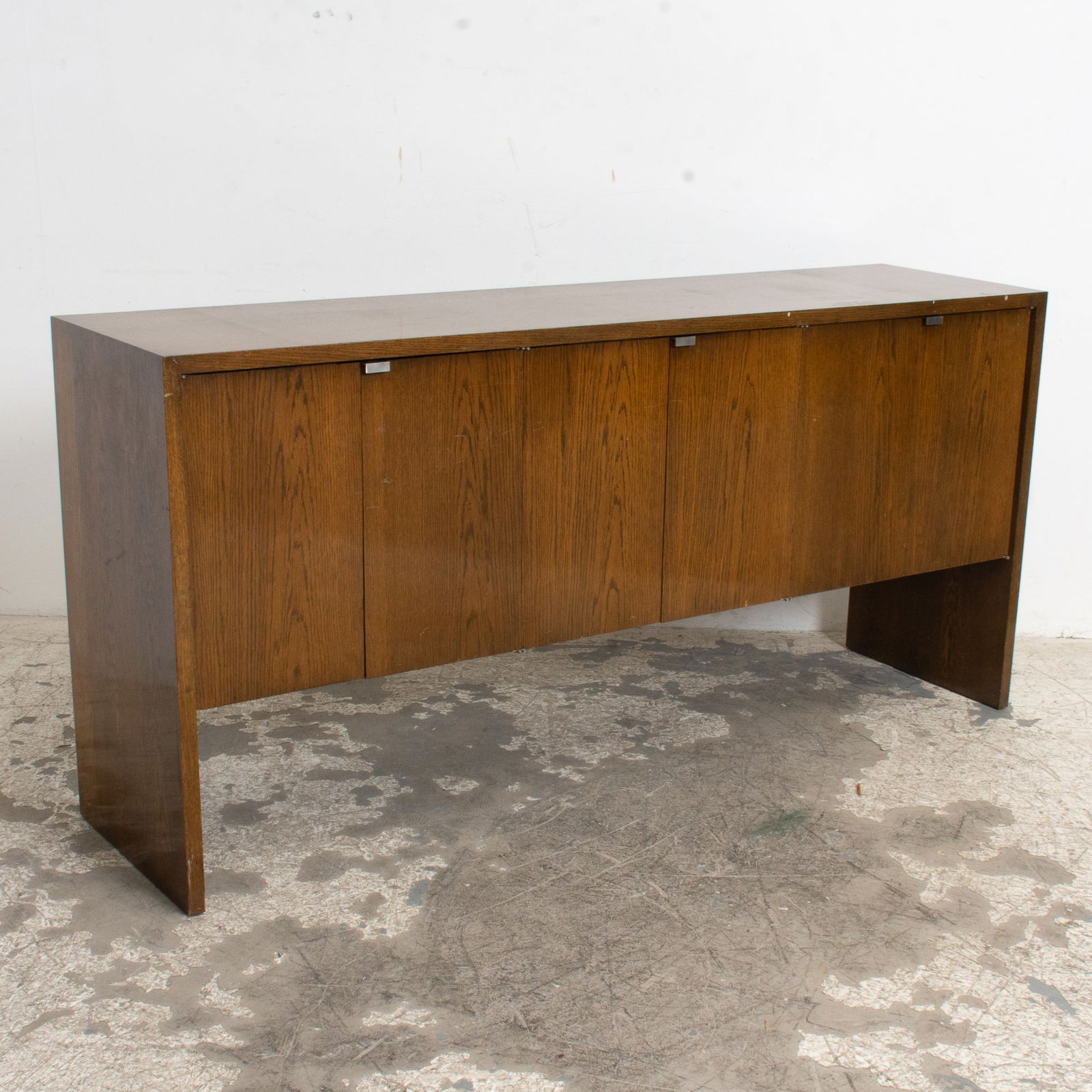 Mid Century Modern Oak Side Cabinet (1 of 6)