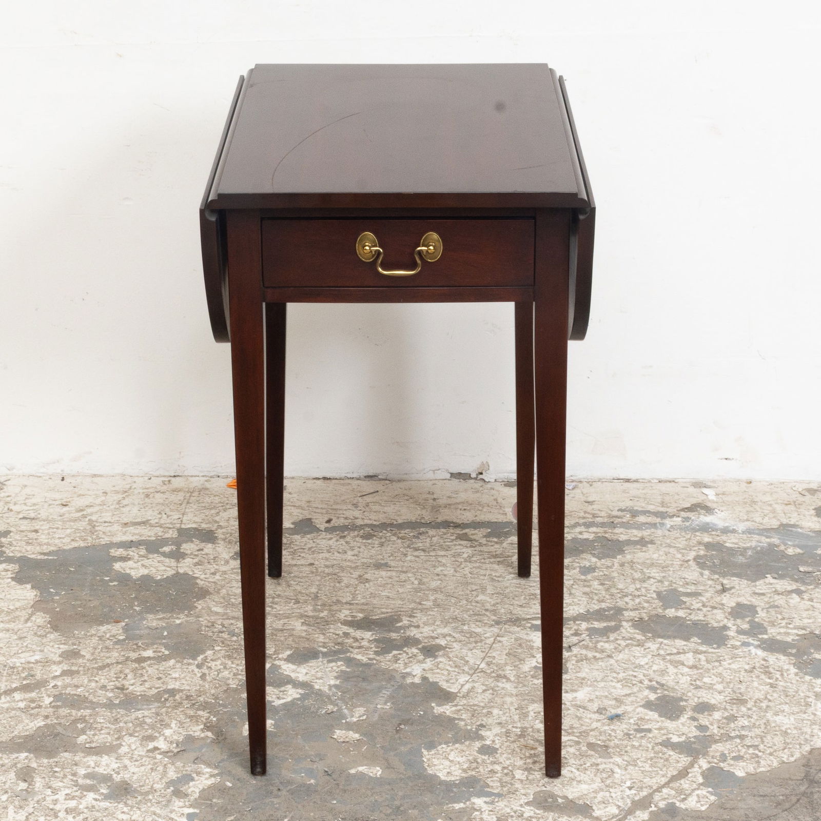 Mahogany Pembroke Table (1 of 7)