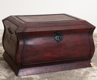 Chinese Style Painted Trunk