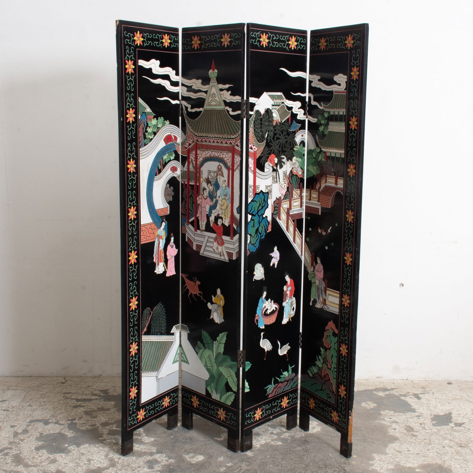 Contemporary Asian Style Lacquer Screen (1 of 7)