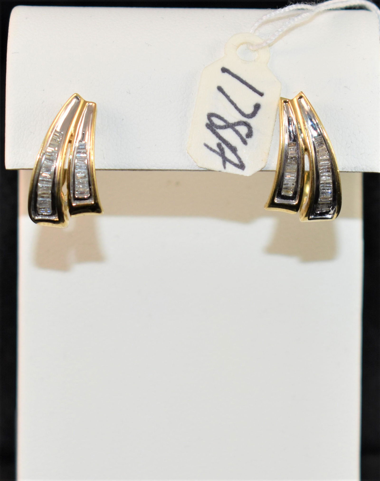 LADIES .80CTTW DIAMOND 14K YELLOW GOLD EARRINGS (1 of 2)