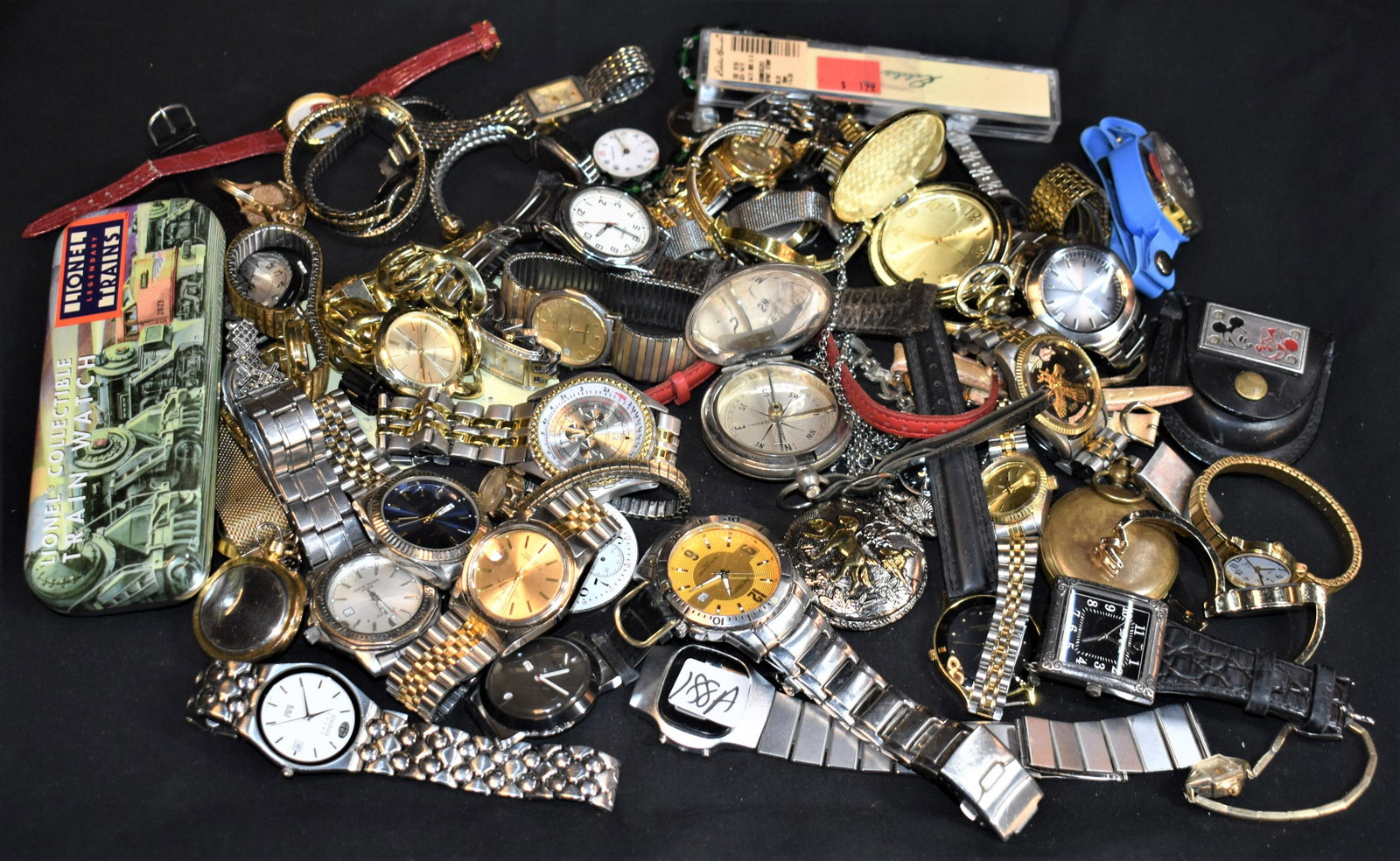 BAG FULL OF WRISTWATCHES & WATCH PARTS: BAG FULL OF WRISTWATCHES & WATCH PARTS