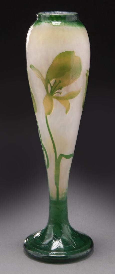Daum Nancy "Iris" martelé art glass vase (1 of 8)