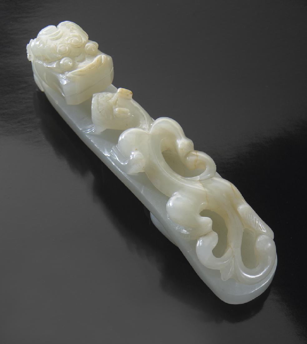 Chinese Qing carved jade belt buckle (1 of 3)