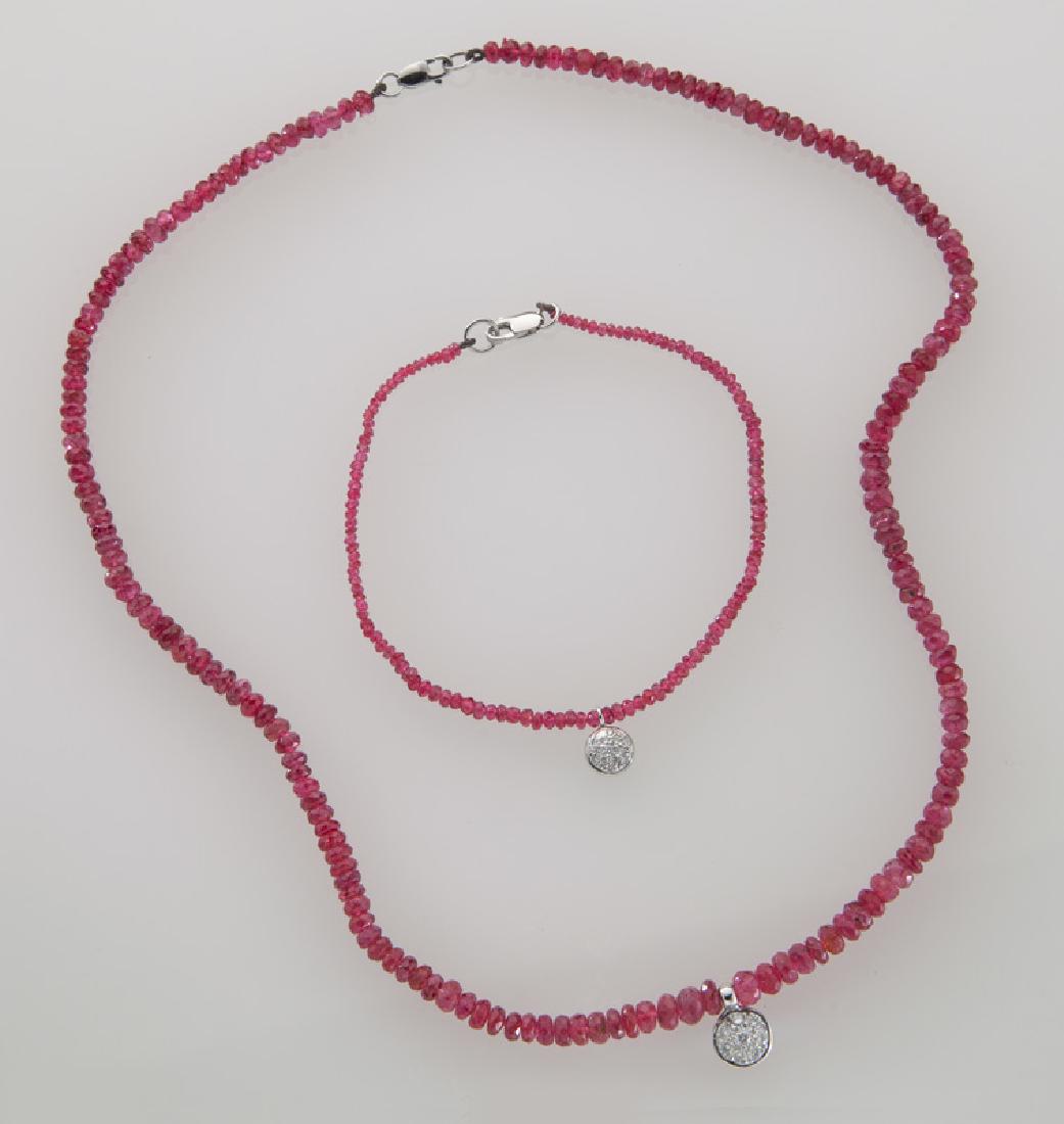 2 Pcs. 18K white gold, diamond and ruby jewelry (1 of 5)