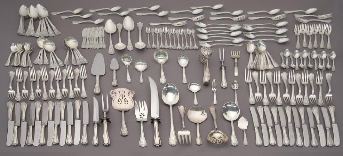 191 Pcs. Reed & Barton Hepplewhite sterling (1 of 4)