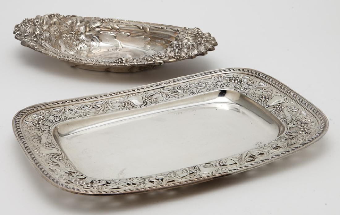 (2) American sterling silver bread trays, incl. (1 of 10)