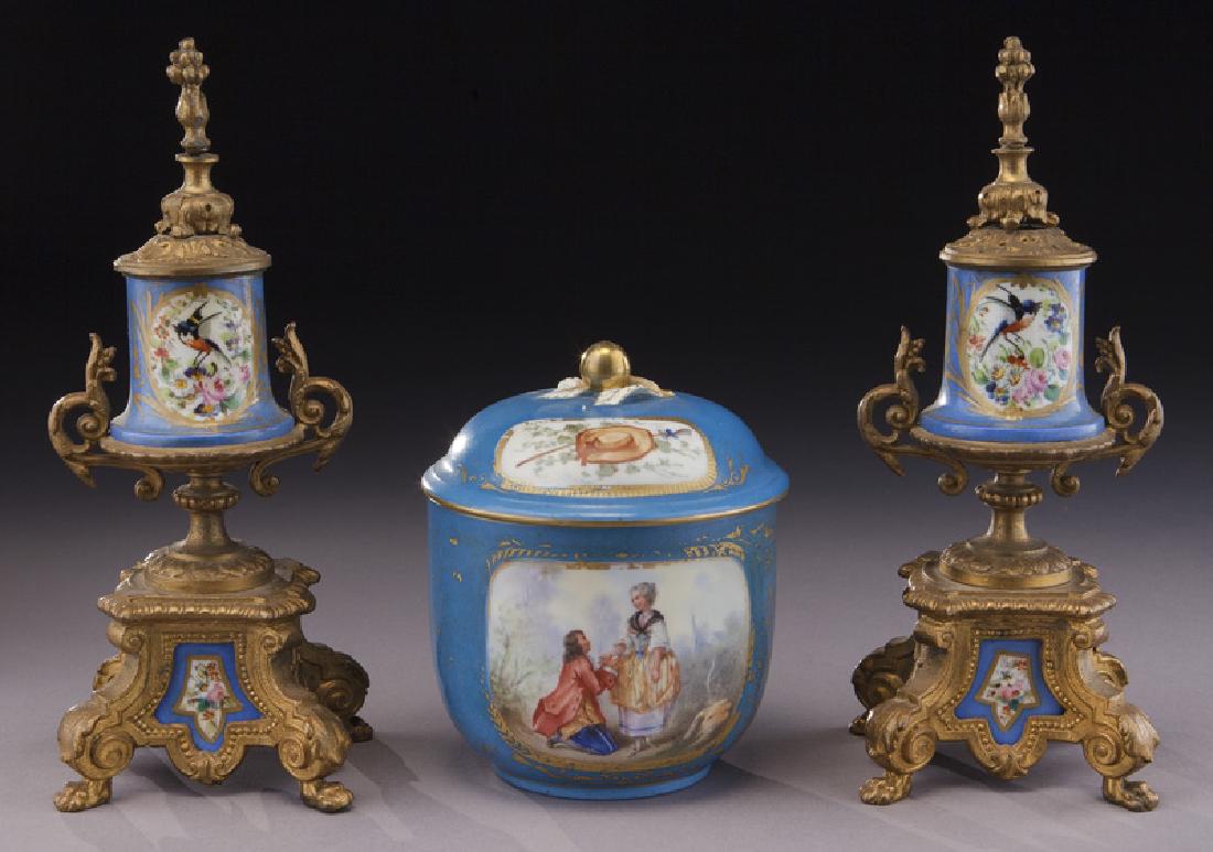 Sevres style lidded bowl (1 of 2)