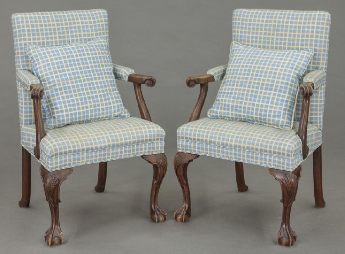 Pr. American armchairs with scrolling rests, (1 of 3)