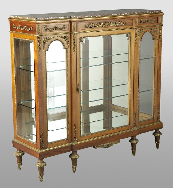 Ormolu mounted mahogany breakfront vitrine - 2