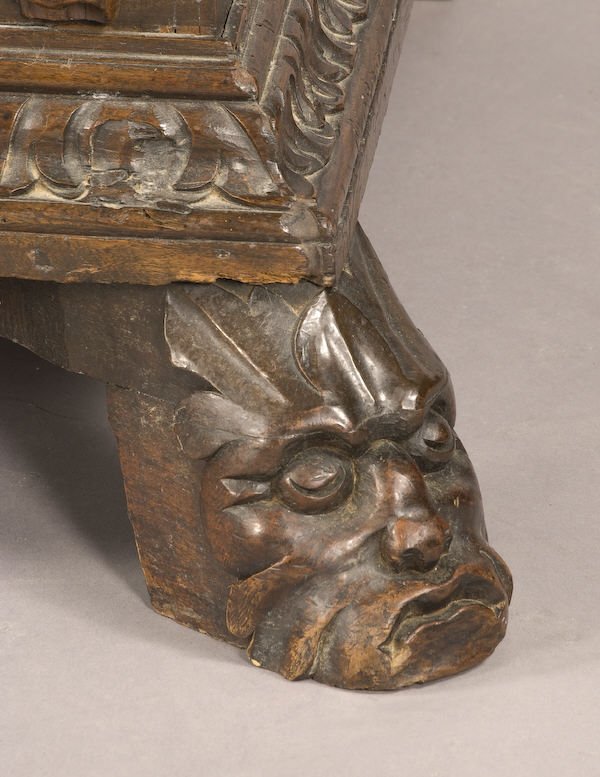 Italian Renaissance style walnut buffet - 6