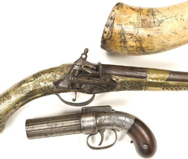3 Pcs. Rare firearms and powder horn - 2