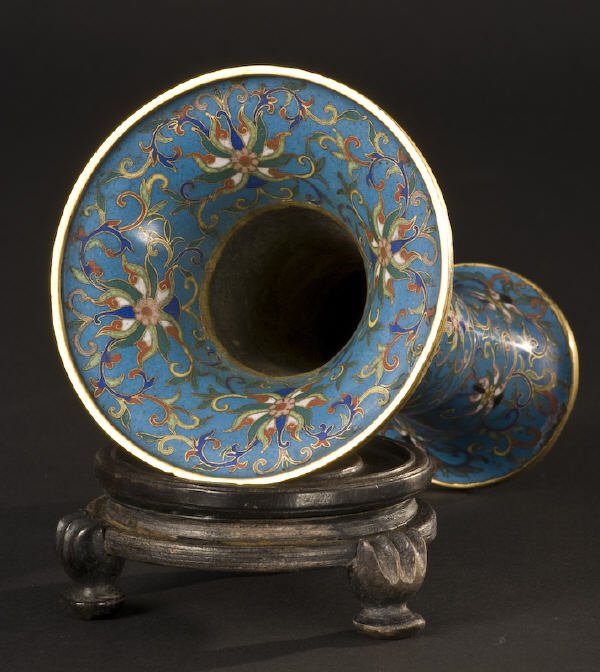 Chinese Qing Dynasty cloisonne gu vase - 2