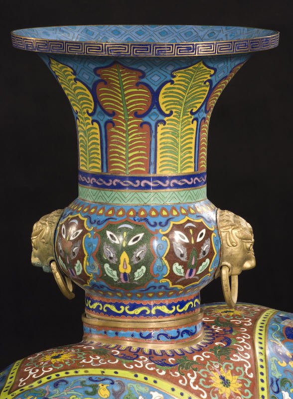 Pr. Chinese cloisonne elephant figures - 2