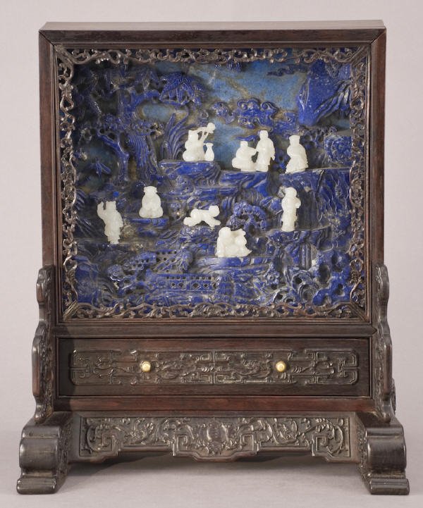 Chinese Qing jade and lapis lazuli table screen