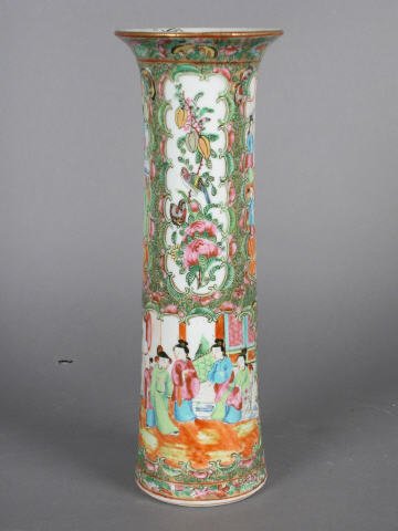 Pair Chinese Mandarin Rose vases - 4