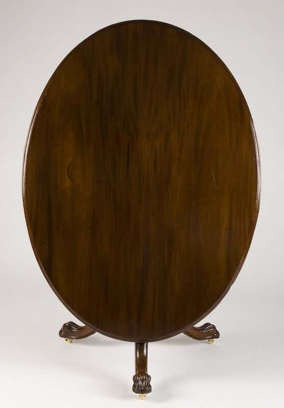 Victorian mahogany tilt top supper table on