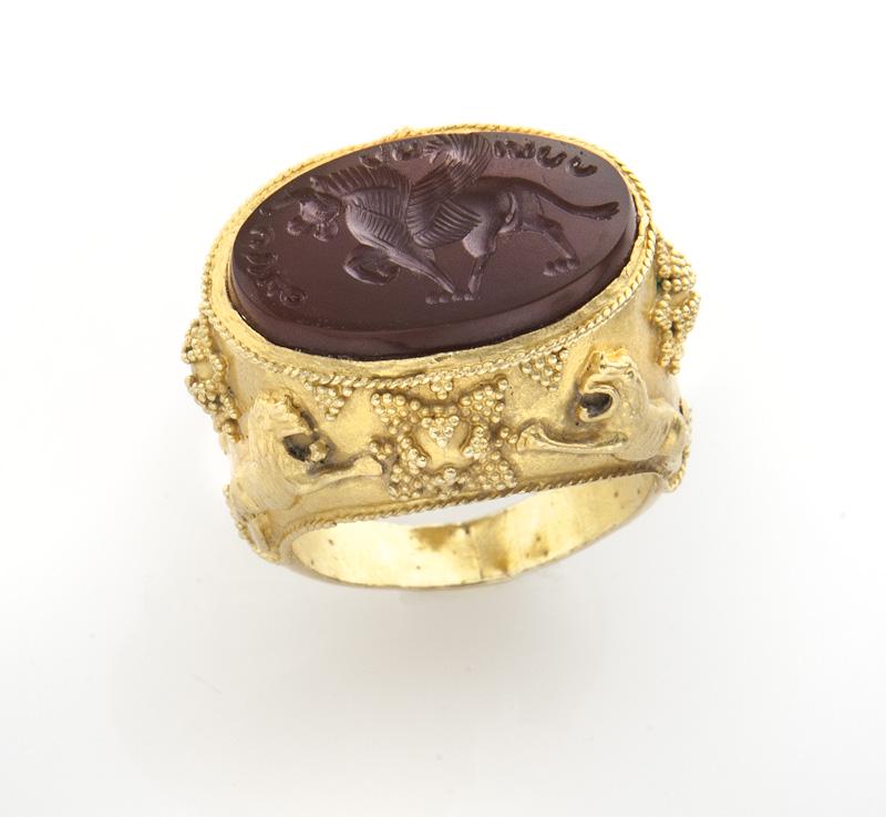Carnelian intaglio 18k gold ring, (1 of 3)