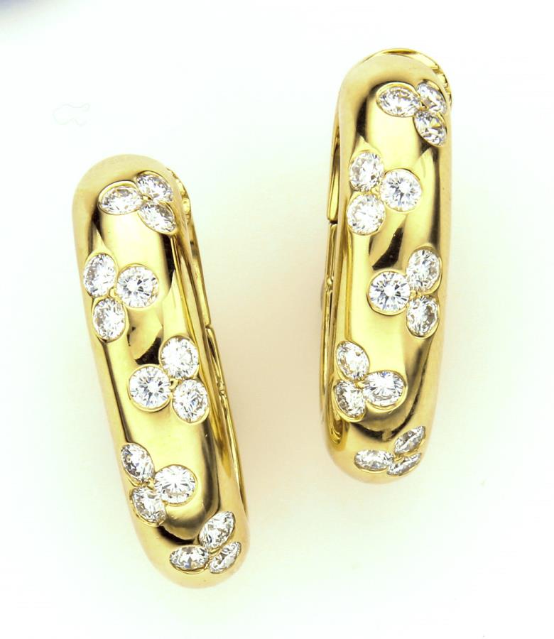 Pr. David Webb 18K gold earclips, (1 of 2)