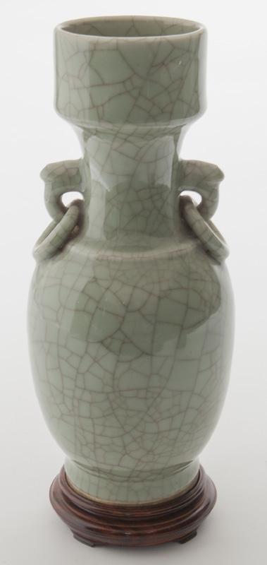 Chinese Qing "Ge" ware glaze porcelain vase, (1 of 6)