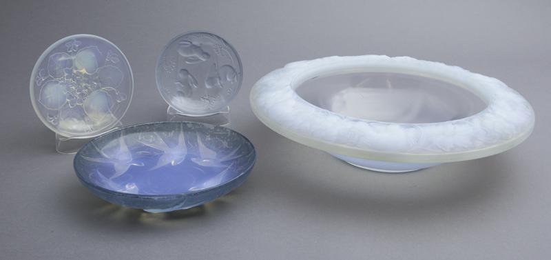 (3) Sabino glass table articles, (1 of 18)