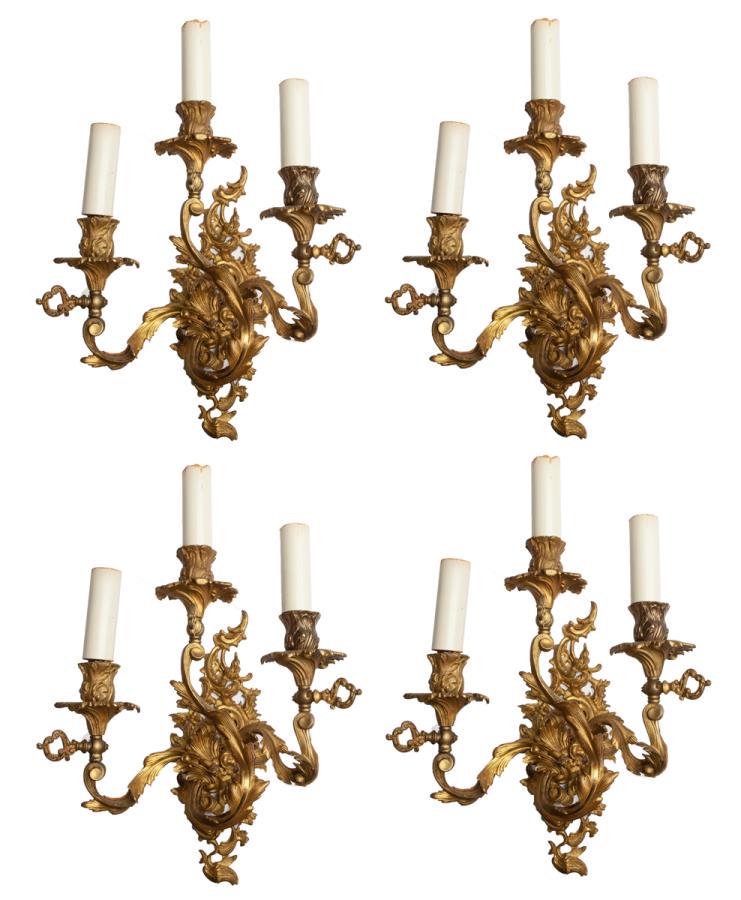 Set of 4 Louis XV style gilt bronze wall sconces (1 of 7)