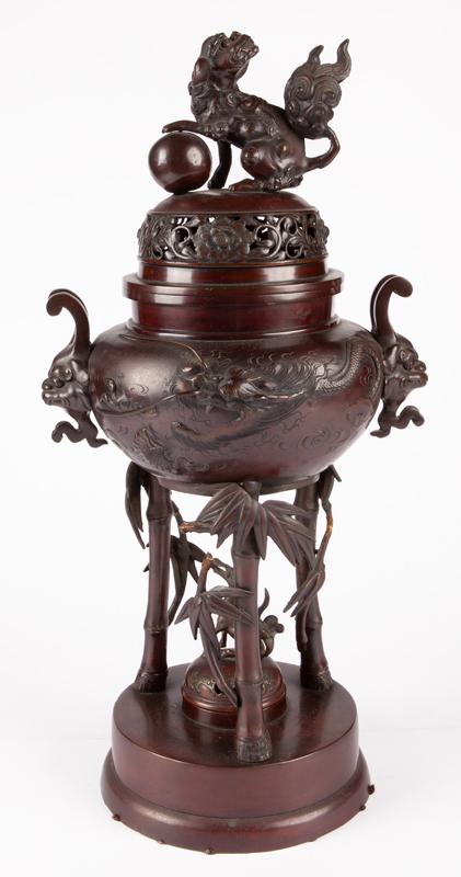 Japanese bronze incense burner, (1 of 16)