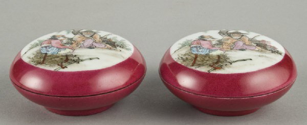 Pr. Chinese famille rose porcelain inkwells: depicting Zhou Wen Wang meeting Jiang Shang. 3.5" Dia., Circa - Early 20th C.