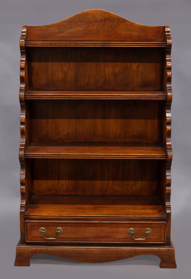 Dwarf 4-shelf open bookcase (1 of 7)