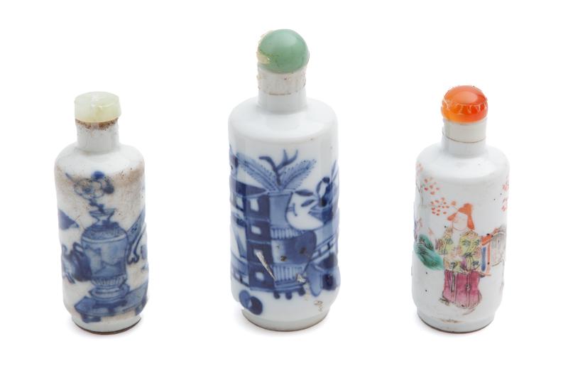(3) Pcs. Chinese Qing porcelain snuff bottles, (1 of 4)