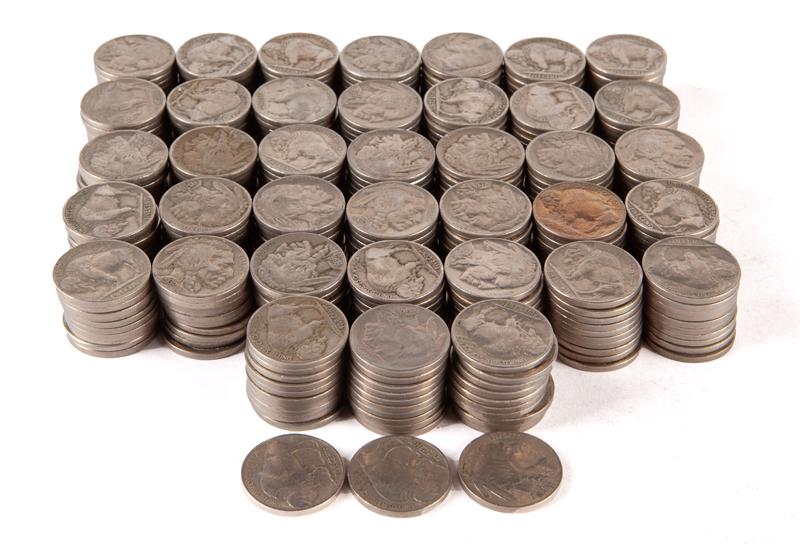 US Buffalo Nickels Large Lot (557) (1 of 5)