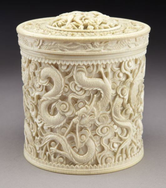 Chinese carved ivory tea caddy depicting dragons (I