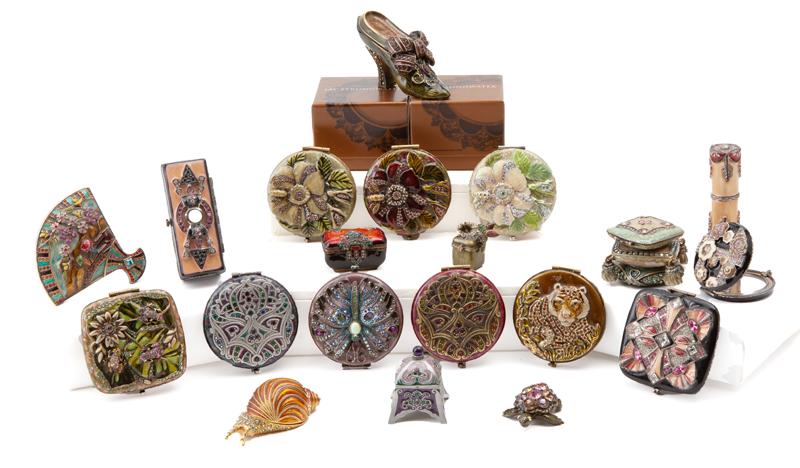 (20) Jay Strongwater vanity articles, (1 of 12)