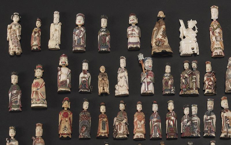 (88) Chinese and Japanese carved ivory snuff - 3