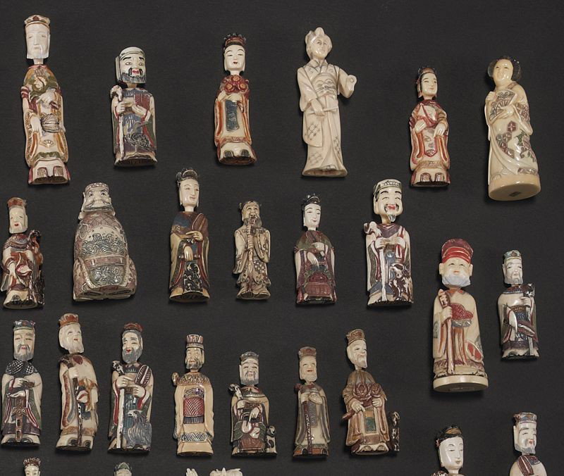 (88) Chinese and Japanese carved ivory snuff - 4