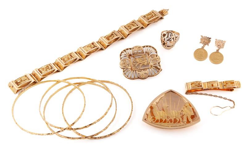 (10) Pcs. Peruvian 18K gold jewelry, (1 of 5)