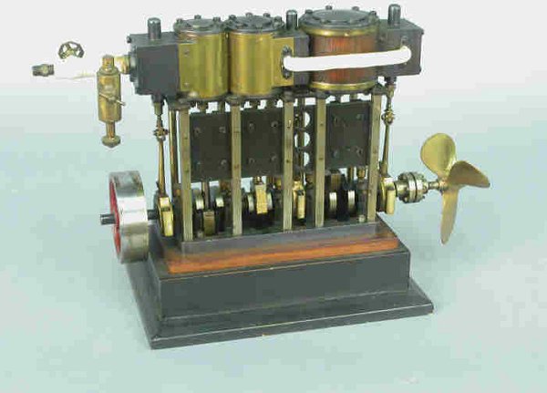 Model steam engine with four pistons and - 3