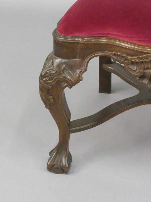 Heavily carved and pierced side chair 46 - 4