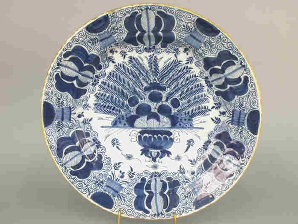 Delft plate- De Porseleyne Klea on back