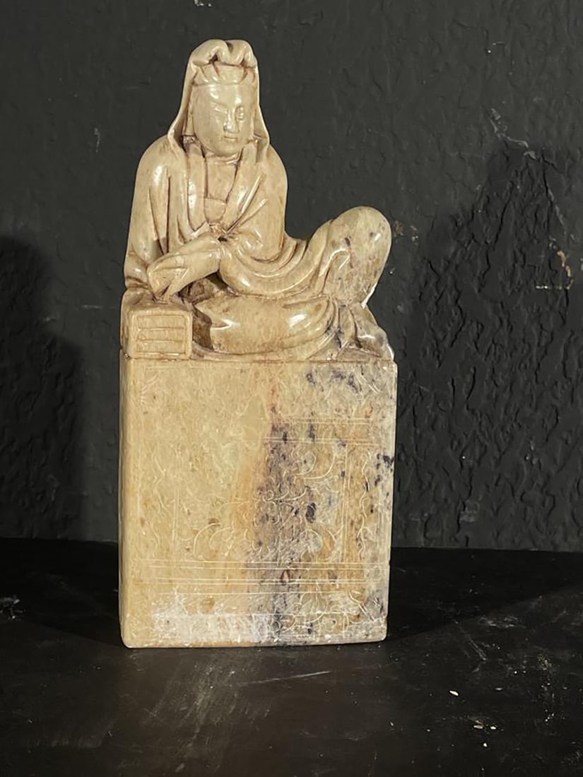 ASIAN CARVED SOAPSTONE BUDDHA (1 of 6)