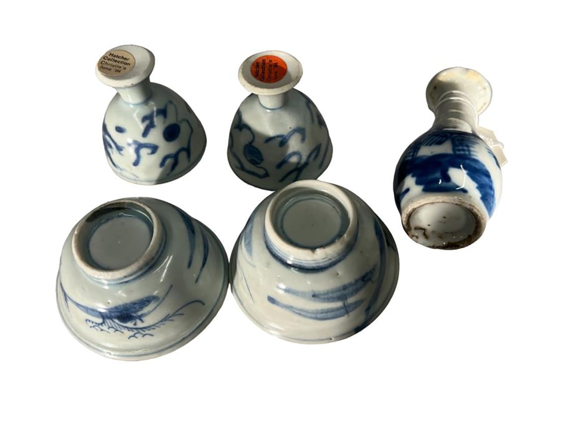 Collection of Chinese Blue and White Porcelain: Collection of Chinese Blue and White Porcelain Vases, Cups and Snuff Bottles, Hatcher Collection Christies (87)