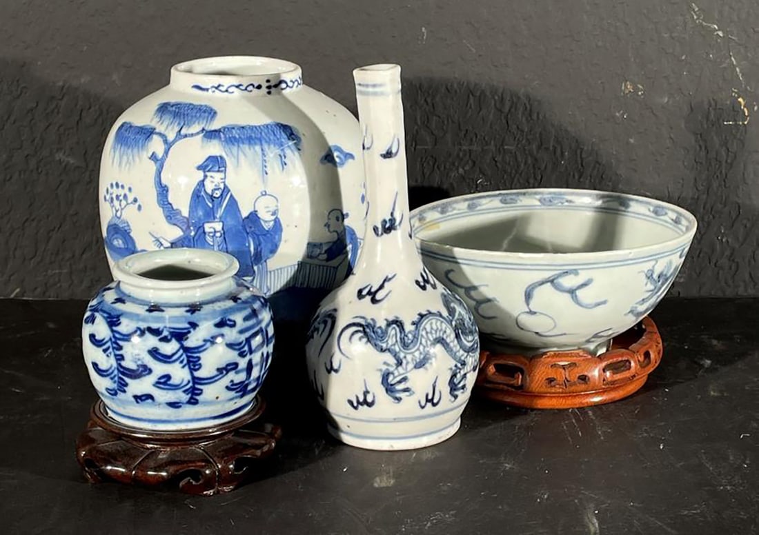MIXED LOT OF 4 PCS OF CANTON BLUE & WHITE (1 of 12)